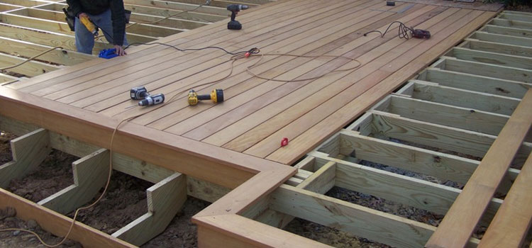 Wood Deck Builders in Lawndale, CA